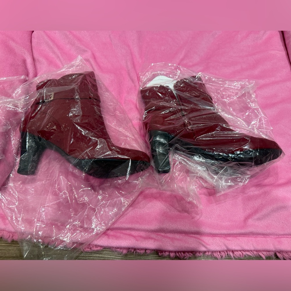 Amelia Grace, Red Ankle Boots, Size 9